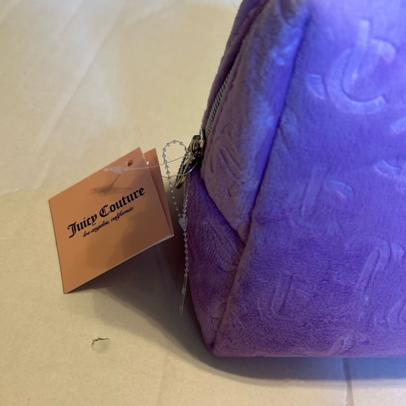 JUICY COUTURE Rhinestone Logo Cosmetic Travel Makeup Bag Pouch Lilac Purple NWT - Picture 3 of 11